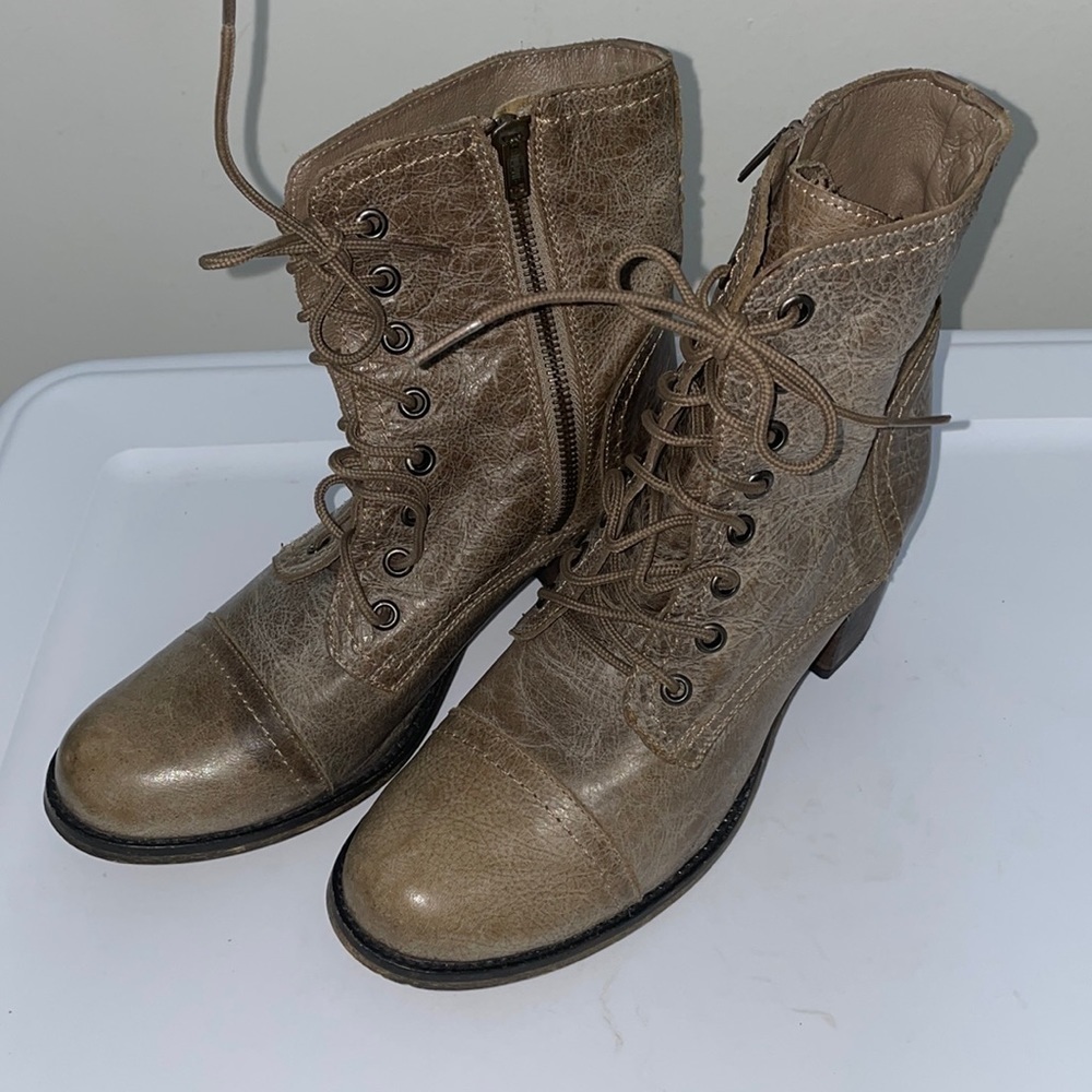 Steve Madden Troopa Combat Boots Distressed Granny Grunge Cottagecore Size 7.5